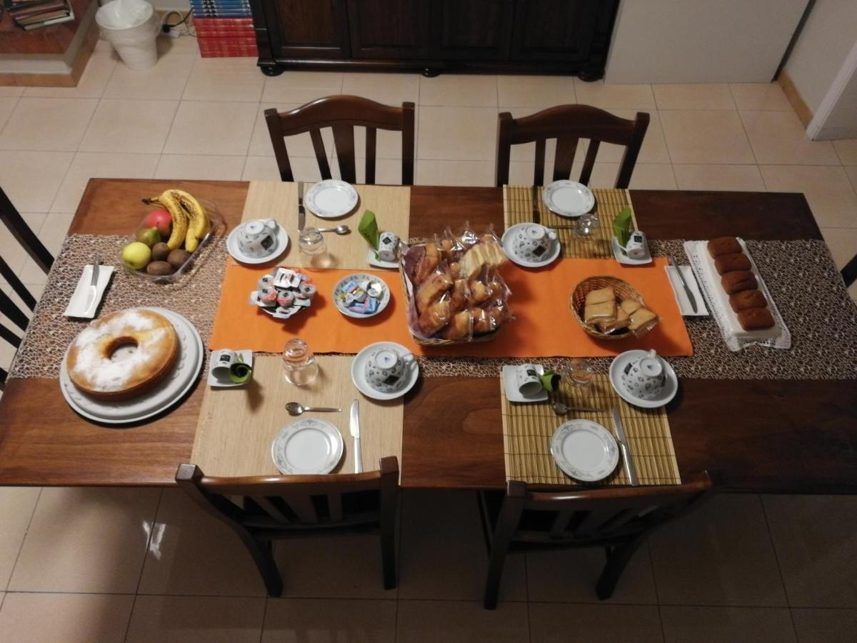 Casa Castellano Bed & Breakfast Nola Bagian luar foto
